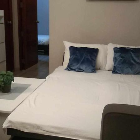 2-Bedroom Boutique City Condo - Newly Renovated! Cebu Zewnętrze zdjęcie