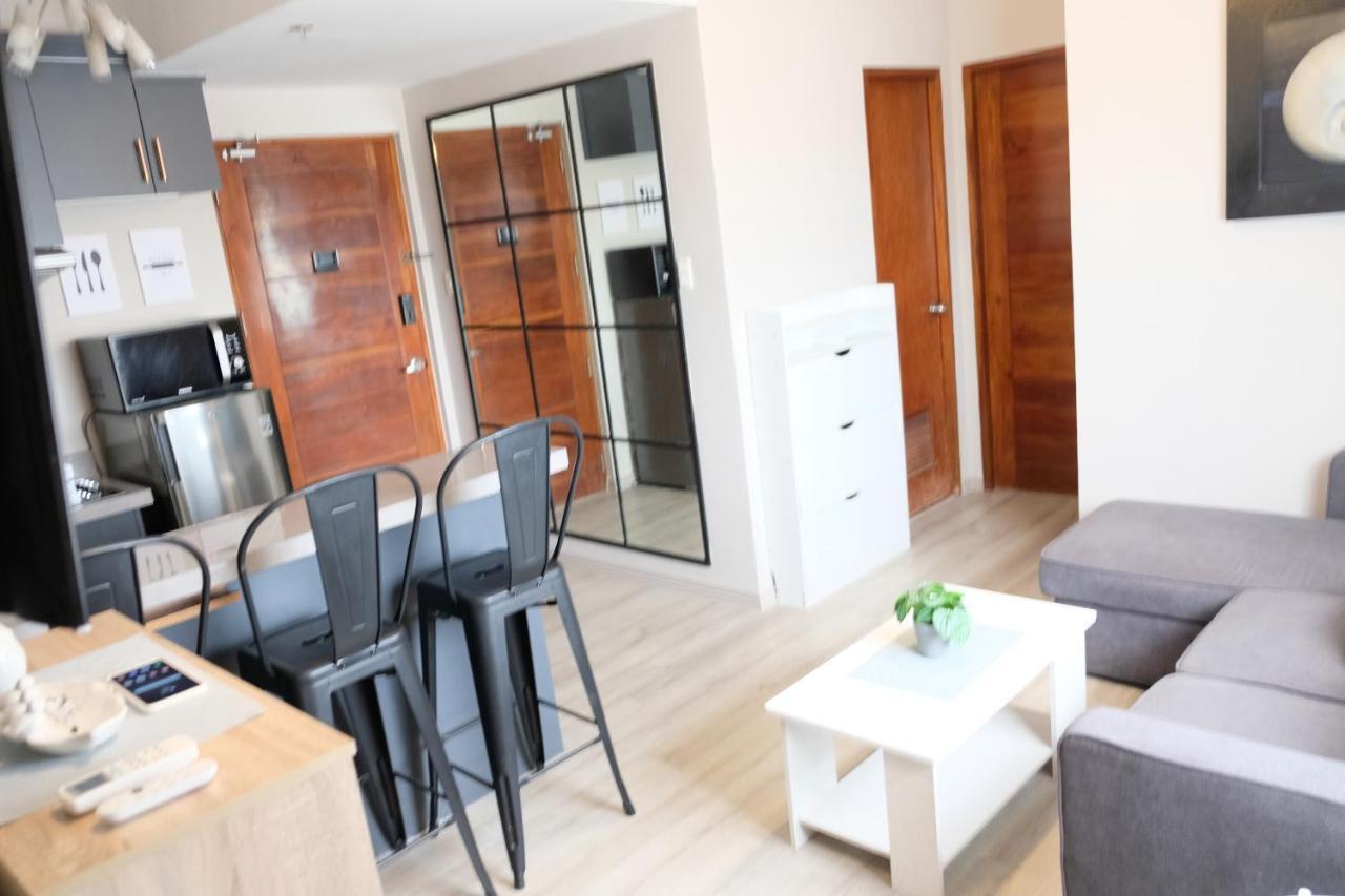 2-Bedroom Boutique City Condo - Newly Renovated! Cebu Zewnętrze zdjęcie