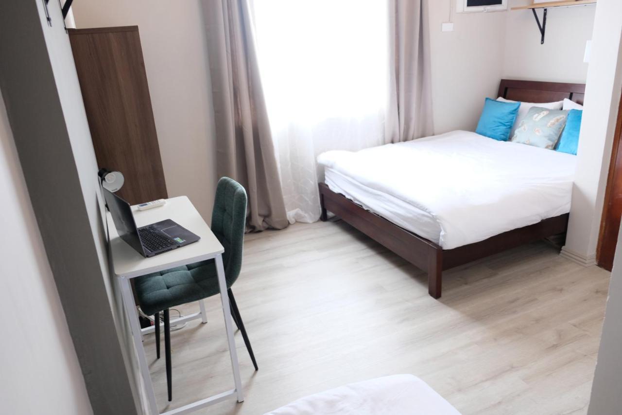 2-Bedroom Boutique City Condo - Newly Renovated! Cebu Zewnętrze zdjęcie