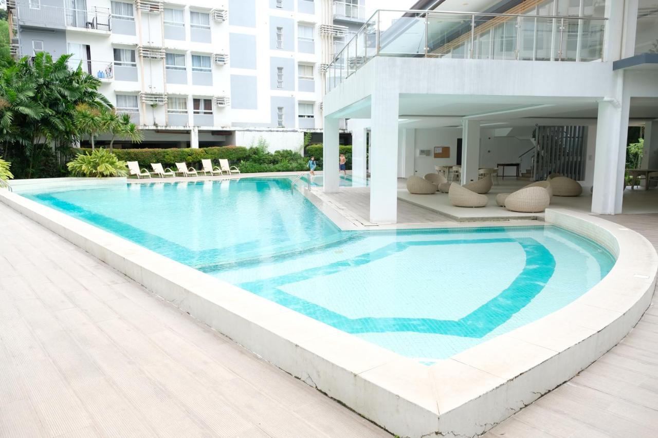 2-Bedroom Boutique City Condo - Newly Renovated! Cebu Zewnętrze zdjęcie