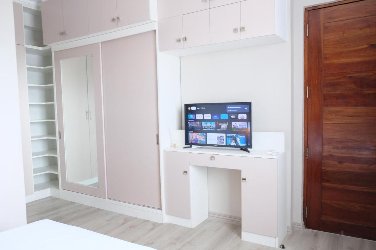 2-Bedroom Boutique City Condo - Newly Renovated! Cebu Zewnętrze zdjęcie